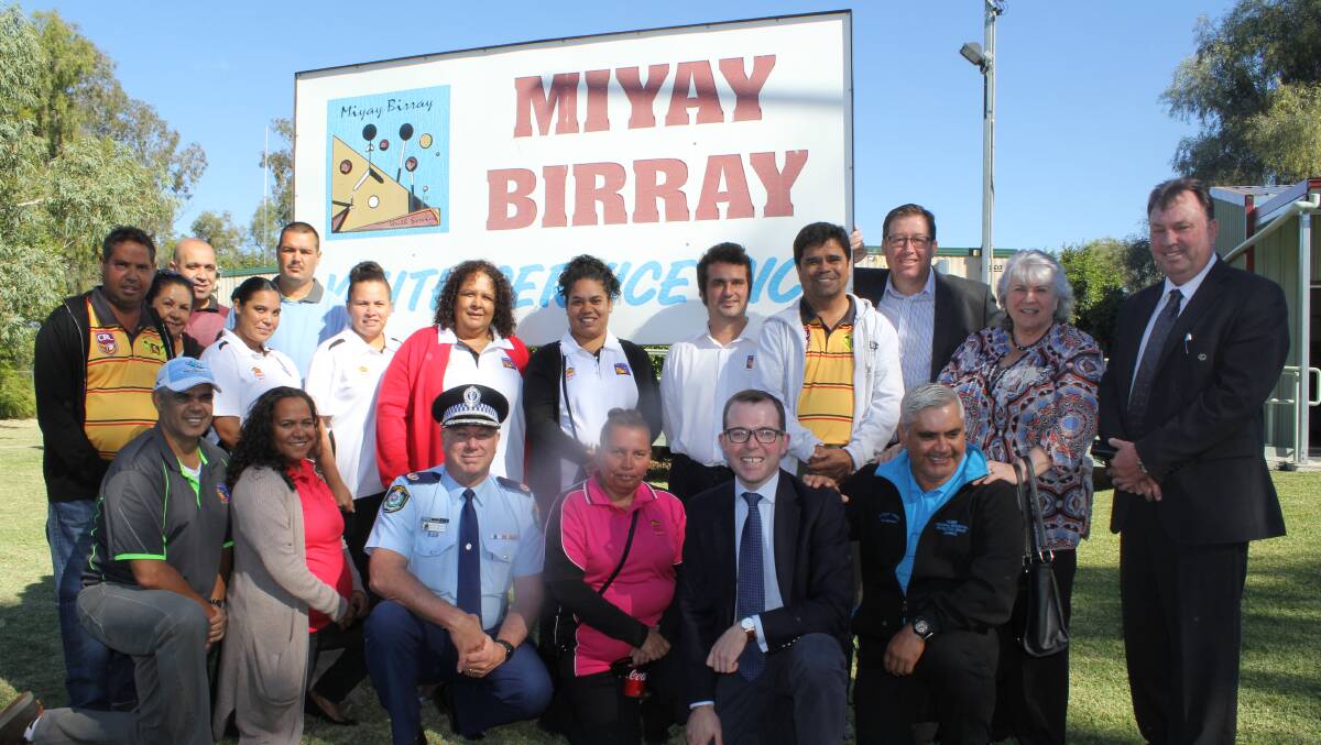 Police Minister Troy Grant, Western Region Police Commander Assistant Commissioner Geoff McKechnie, Member for Northern Tablelands Adam Marshall and Moree Plains Shire mayor Katrina Humphries and general manager Lester Rodgers with the staff at Miyay Birray on Wednesday.