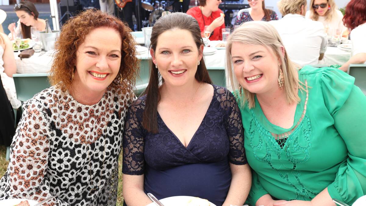 GOOD TIME: Jacqueline Taylor, Melissa Lennox and Erin Ross share a laugh. Photo: Georgina Poole.
