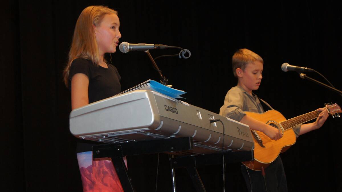 Ruby and Maverick Mitchell from Croppa Creek perform in the group junior section.