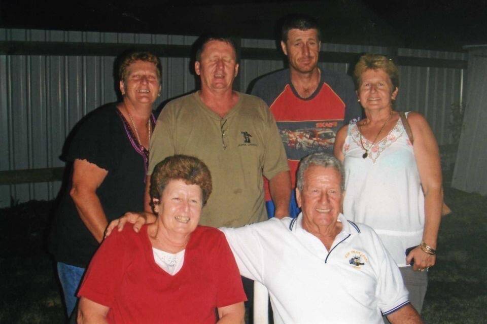 Billy Fing (bottom right) with his five children - (back) Nerida David, Nigel Fing, Justin Fing, Shelley Richardson and (front) Christine Ellem, none of whom were able to attend his funeral last week. Photo: supplied