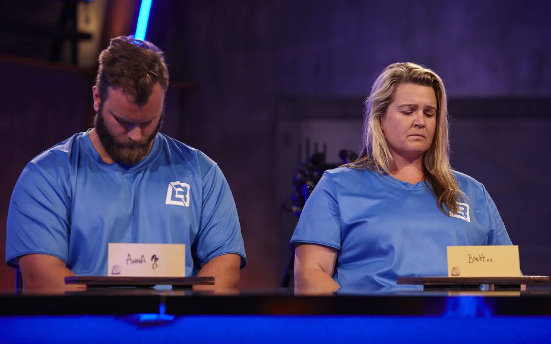 HEARTBROKEN: Anna was devastated when she was eliminated from the Biggest Loser: Transformed during Tuesday night's episode. She is pictured next to fellow blue team member Simmo who voted her out.