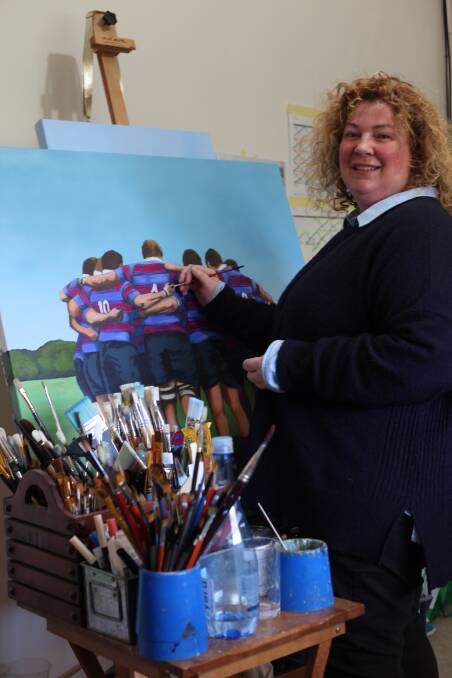 EXHIBITION WITH A DIFFERENCE: Moree artist Jo White will set up her easel in the space at The Moree Gallery from August 27 to 31 during her latest exhibition.