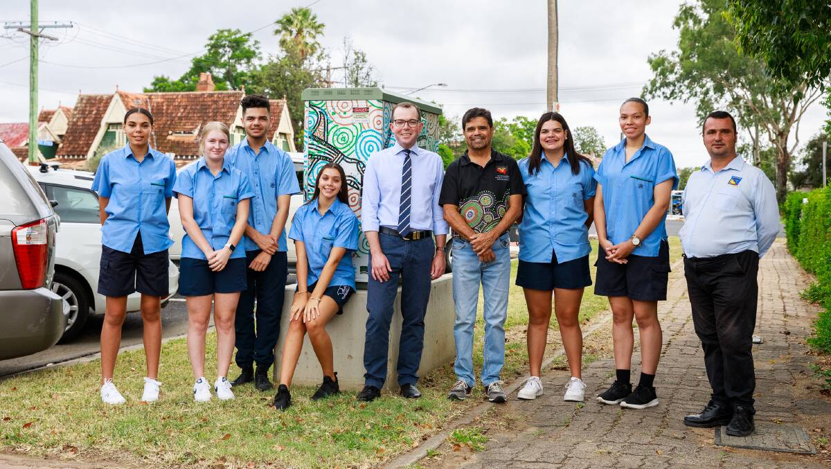 Miyay Birray Youth Services Advisory Group is taking over the social calendar in 2021 thanks to a $46,300 State Government grant, (from left) Hataya Wilson, Hannah Bowman, Daimion Saunders, Latika Little, Northern Tablelands MP Adam Marshall, Miyay Birray board member Lloyd Munro, Kasinda Porter, LusiiAnn Norsdy and Miyay Birray Youth Officer Glen Crump.
