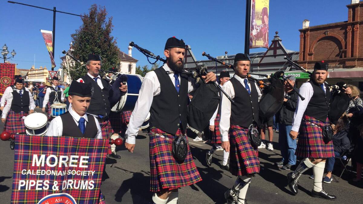 Photo by Moree Caledonian Society Pipes and Drums.