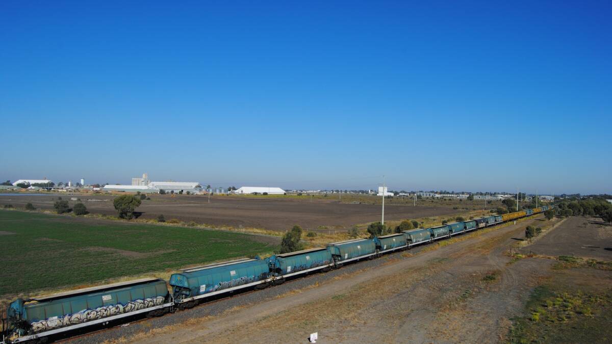 Help comes from all corners for Inland Rail