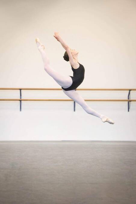 Ballerina Mia Sfara will be a guest teacher at the dance workshops this weekend.