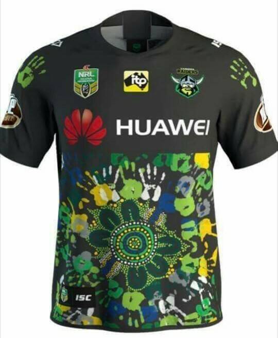 The Raiders 2018 Indigenous jersey with featuring some of Elenore's previous design concepts from 2016.