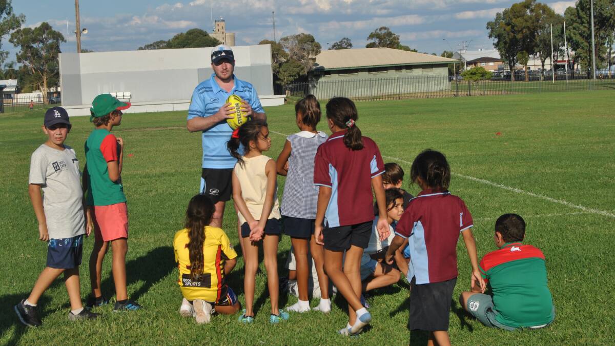 Junior Touch Football skills training provided by NSW Touch Association, Good Sports and the newly graduated coaches and referees.