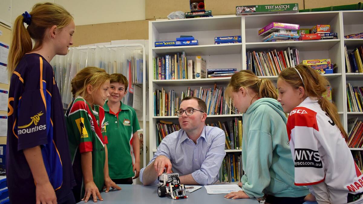 CREATIVE LEARNING: Member for Northern Tablelands Adam Marshall with students from Boomi Public School.