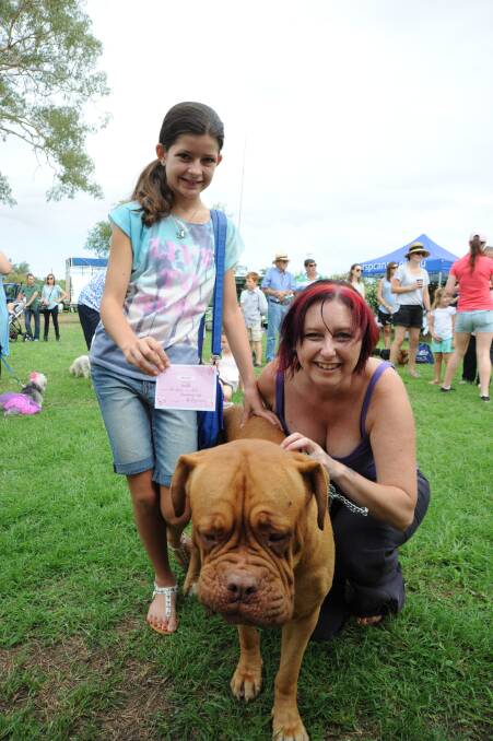 Second in the purebred section of the pet show, Boofa, with Kerrie Hoffman and Mikala Glendinning.