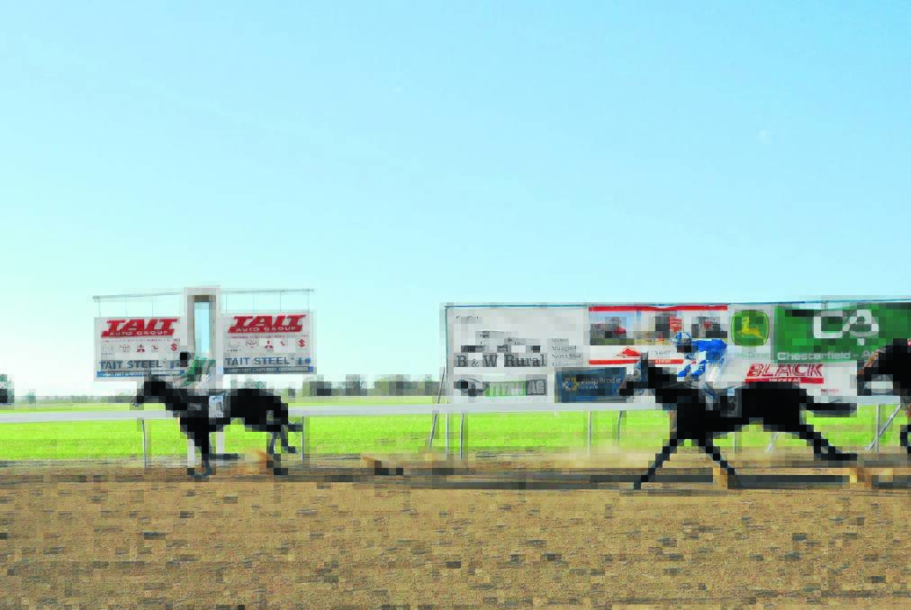 Tapakeg races home ahead of Playa and Chart in the WC and R Hunter Memorial Talmoi Cup at Garah on Saturday